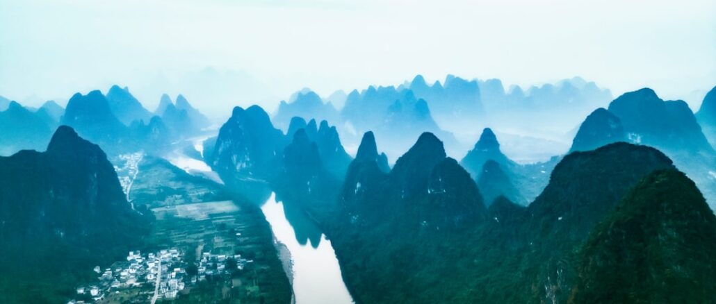 Guilin: Karstlandschaft, Li-Fluss und Yangshuo entdecken